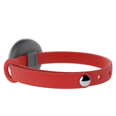 Nuvuq Red Collar with AirTag Holder Front view